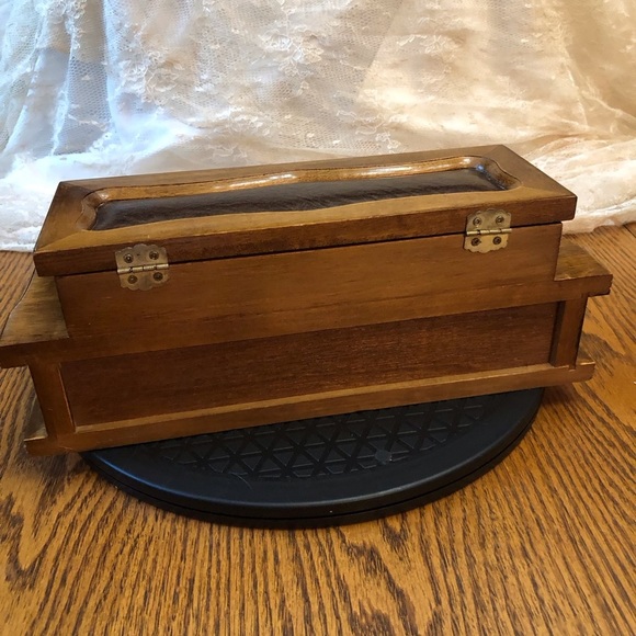 Vintage Men’s 2 Tier Wooden Valet from Kimco Jewelry Box Trinket Box - Picture 4 of 15